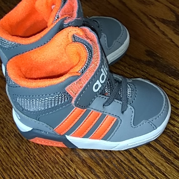 Adidas high top sneakers. - Picture 2 of 8